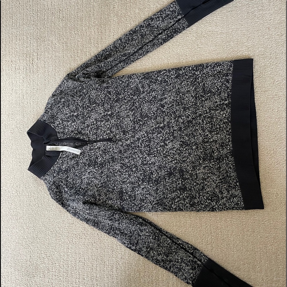 Women’s lululemon quarter zip